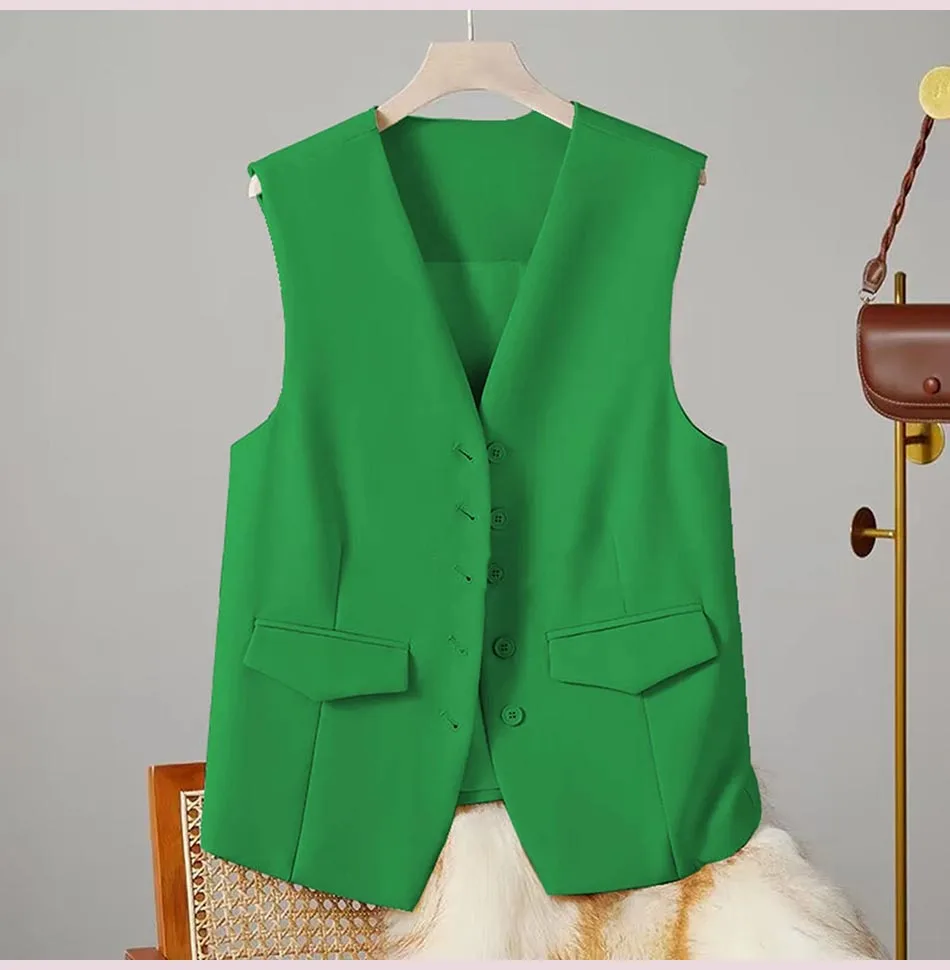 Emerald Greeen
