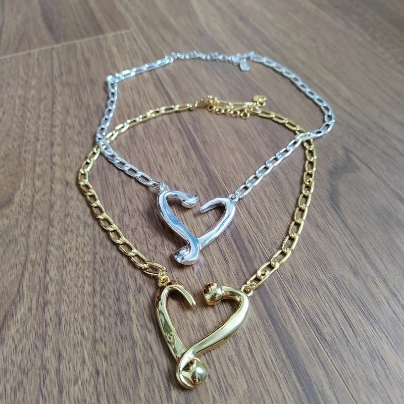 

Модное высококачественное изысканное колье в форме сердца, оригинальный креативный дизайн, подходит для повседневной носки.