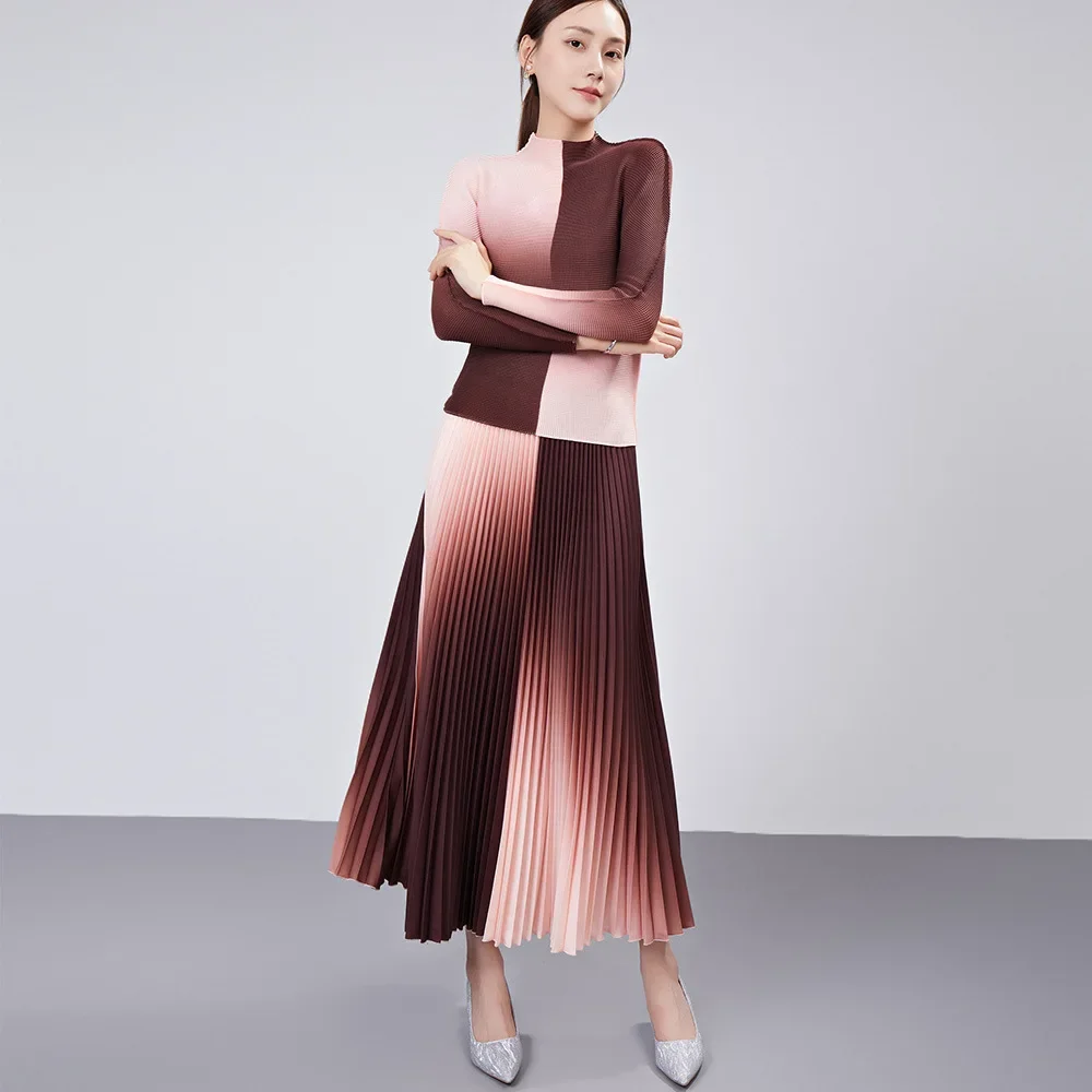 Miyake Pleated Top Fashion Set Skirt Women\'s Spring and Autumn New Loose Slim and Versatile Half Skirt Two Piece Set