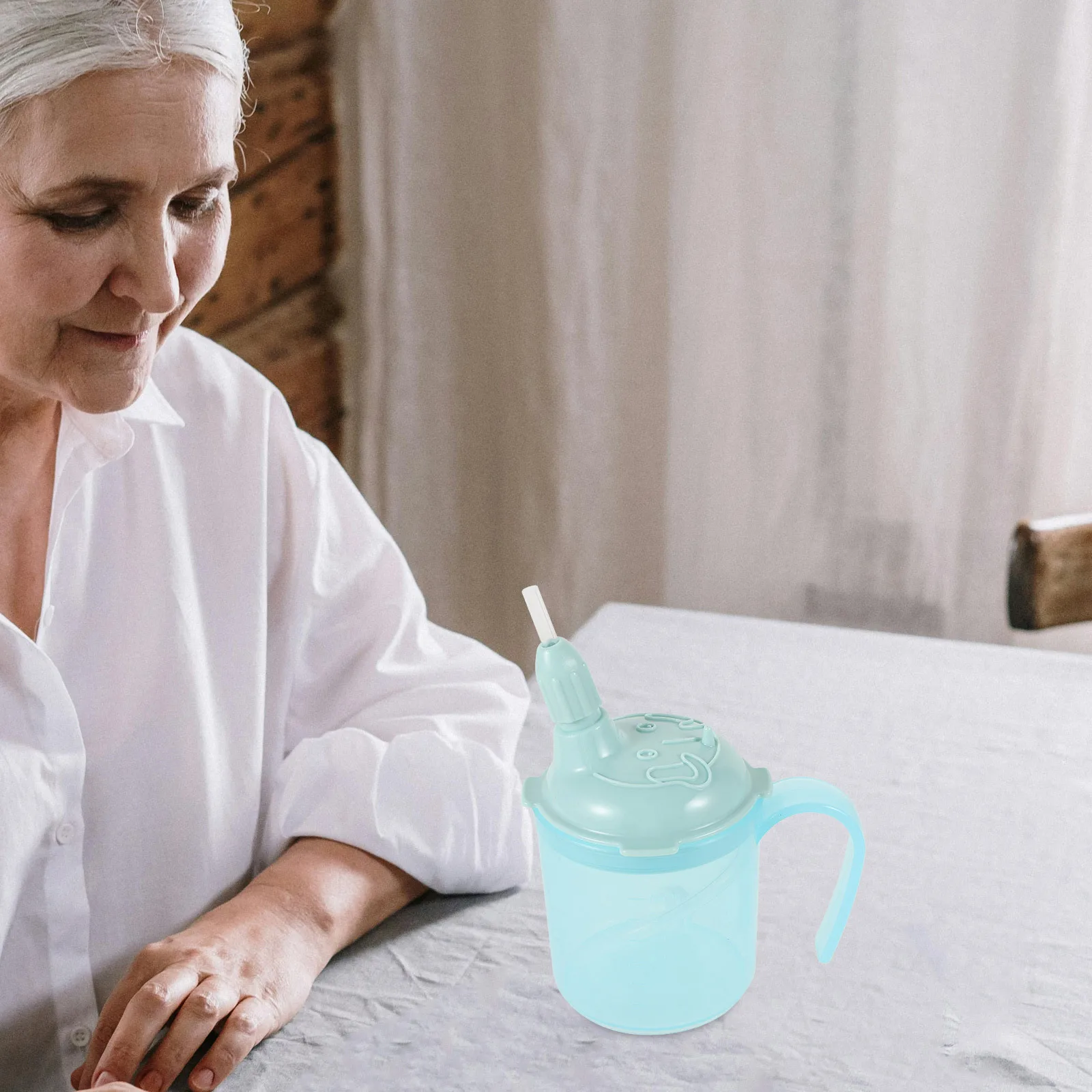 

2Pcs Spill Proof Nursing Cup for Elderly Seniors Adult Sippy Cup Safe Liquid Feeding and Care 300Ml Nursing Cups for The Elderly