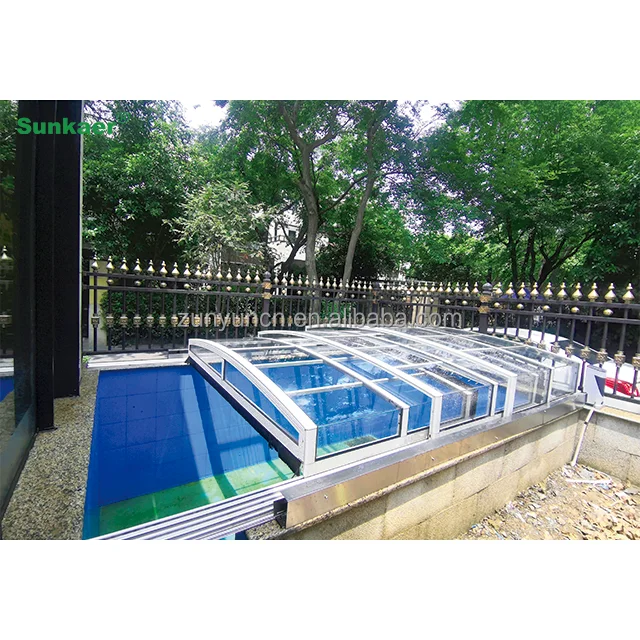 Multifunctional Outdoor Living Room Pool Fence Folding Pool Fence Polycarbonate Pool Cover Retractable