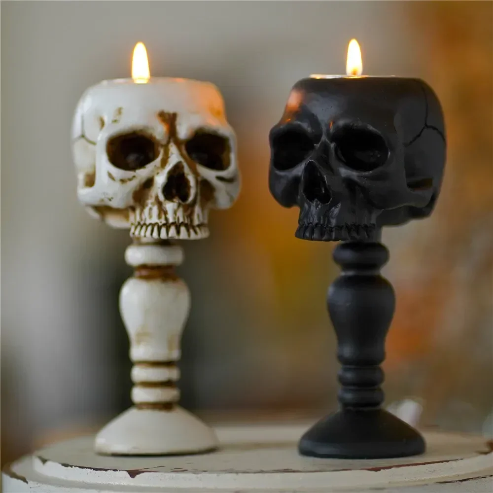 1Piece Skull Candle Holder Resin Ghost Head Candlestick for Halloween Christmas Party Bar Decoration Art Crafts for Home Decor