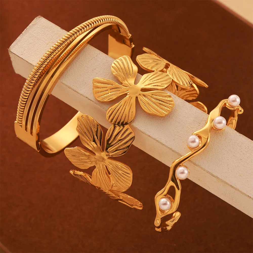 

24k Gold stainless steel colorfast flowers Bracelet&Bangle for Women Girl Korean Temperament Exquisite Jewelry Gifts