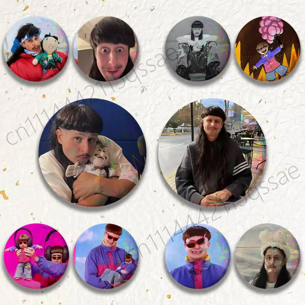 O-Oliver T-Tree Life Goes On 25mm 75mm 44mm 58mm 32m Coin Badges Personalized Handmade Round Brooches Pins Accessory