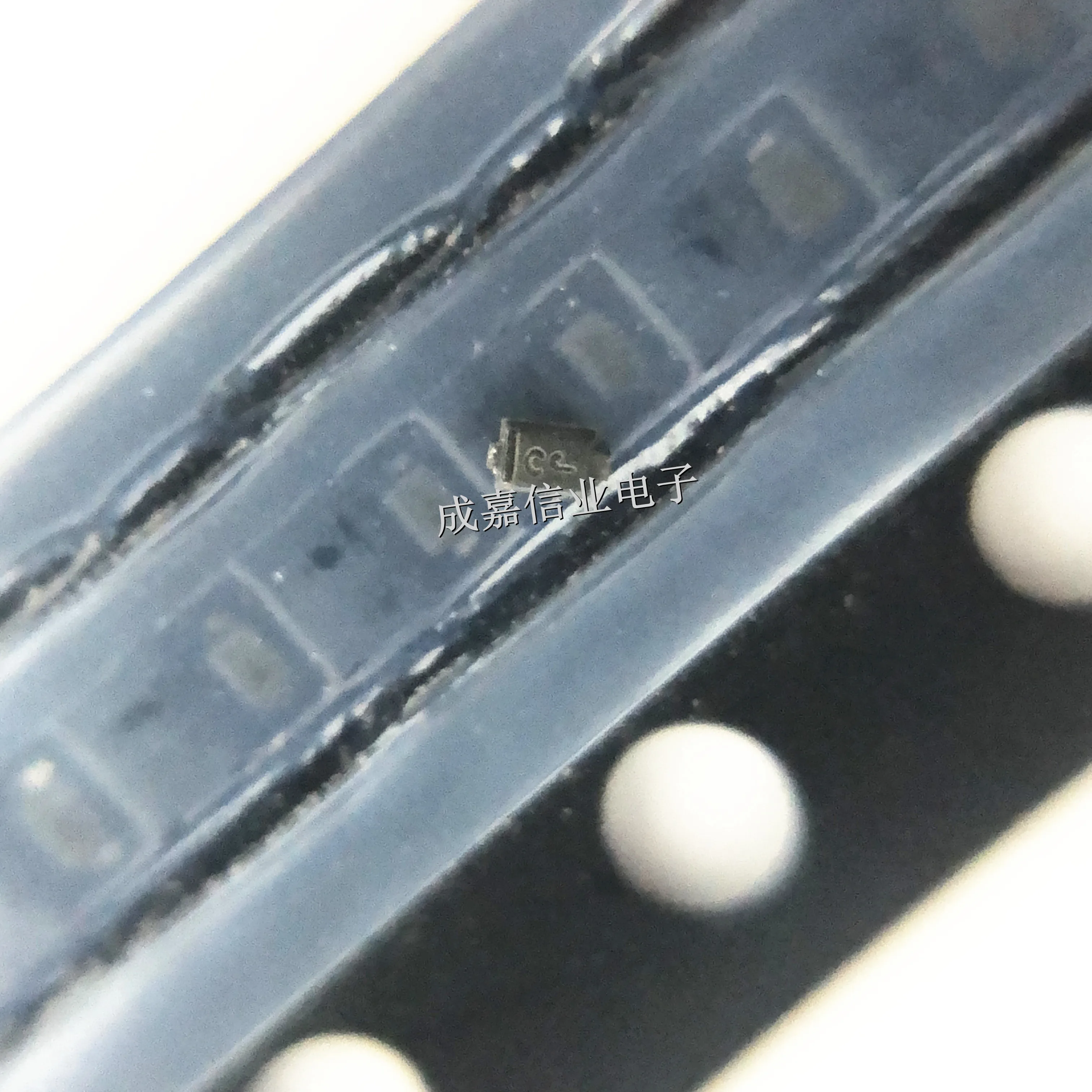 100pcs/Lot ESD9X12ST5G SOD-923-2 MARKING;C ESD Protection Diodes / TVS Diodes 12V Operating Temperature:- 55 C-+ 150 C