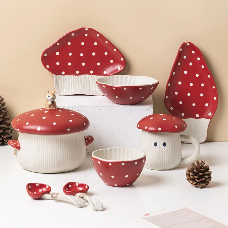 Tasse à café en céramique champignon rouge, assiettes à dîner, bols à nouilles, bols à salade, théière Cakepan, cadeau de fête de thé de l'après-midi pour fille