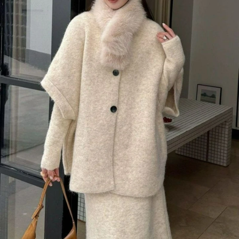 

Комплект из трикотажного пальто и длинного платья для женщин: осенний, модный, в корейском стиле, элегантный, с подчеркивающим изящность эффектом, комплект из двух предметов с внутренней юбкой