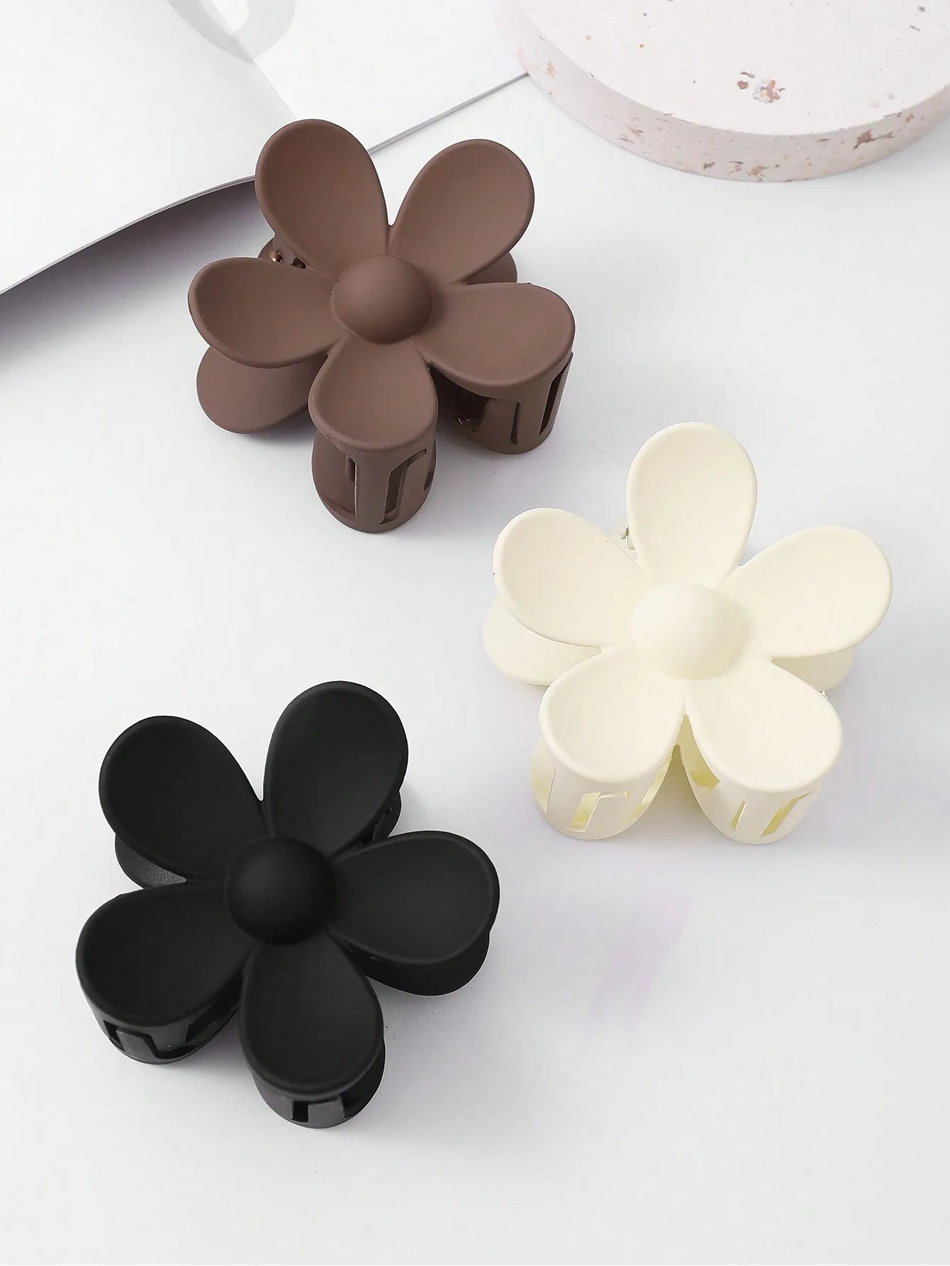 4/3/1pc Children's Solid Color Fashionable Simple Retro Classic Large Flower Design Hairpin