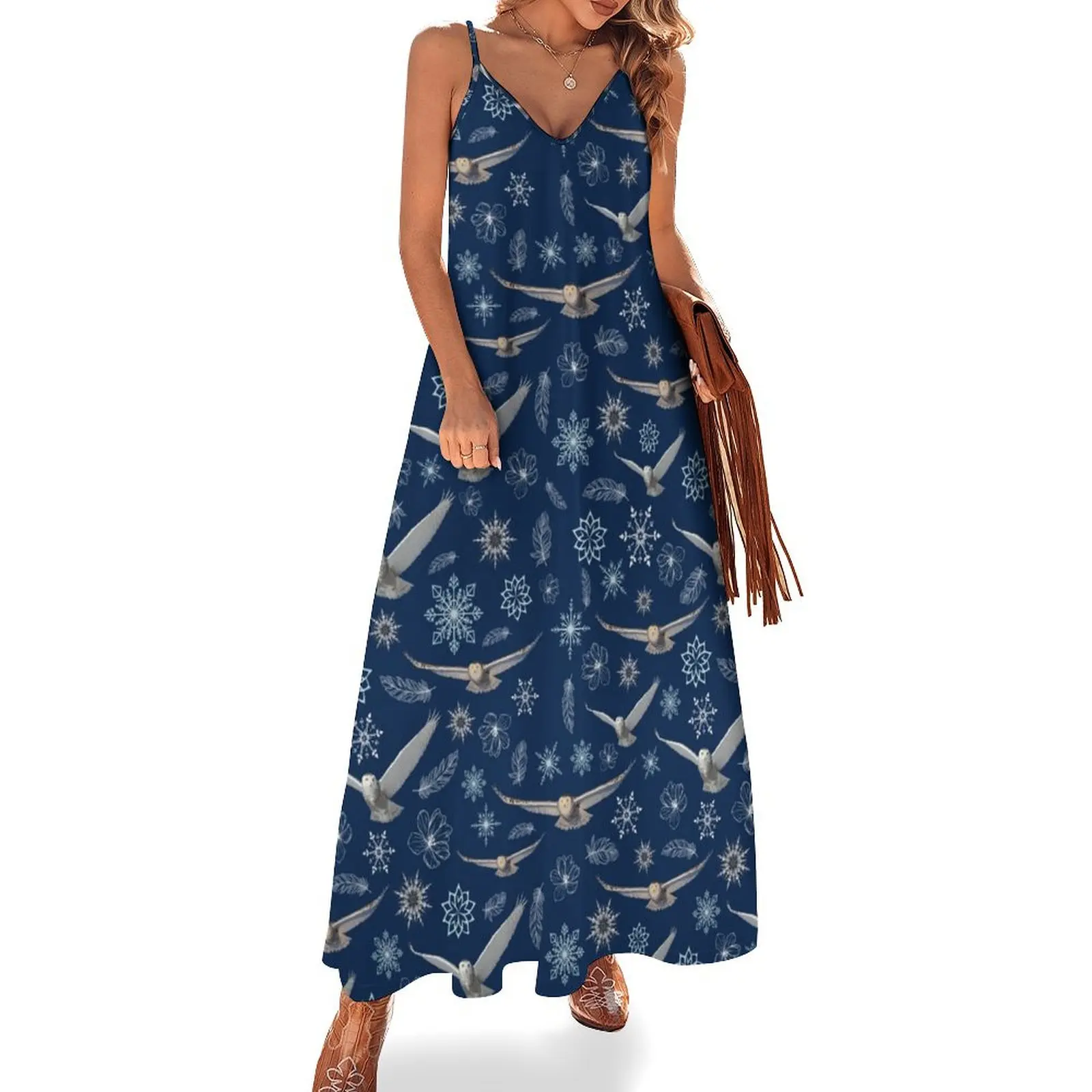 

Snowy owl pattern in navy blue Sleeveless Dress dresses women summer 2025 beach dresses