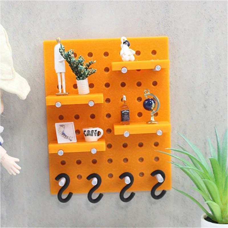 

1pc 1:12 Scale Dollhouse Mini Pegboard Shelf Set with Hooks Ornament Accessories Mini Storage Shelving Playhouse Furniture Model