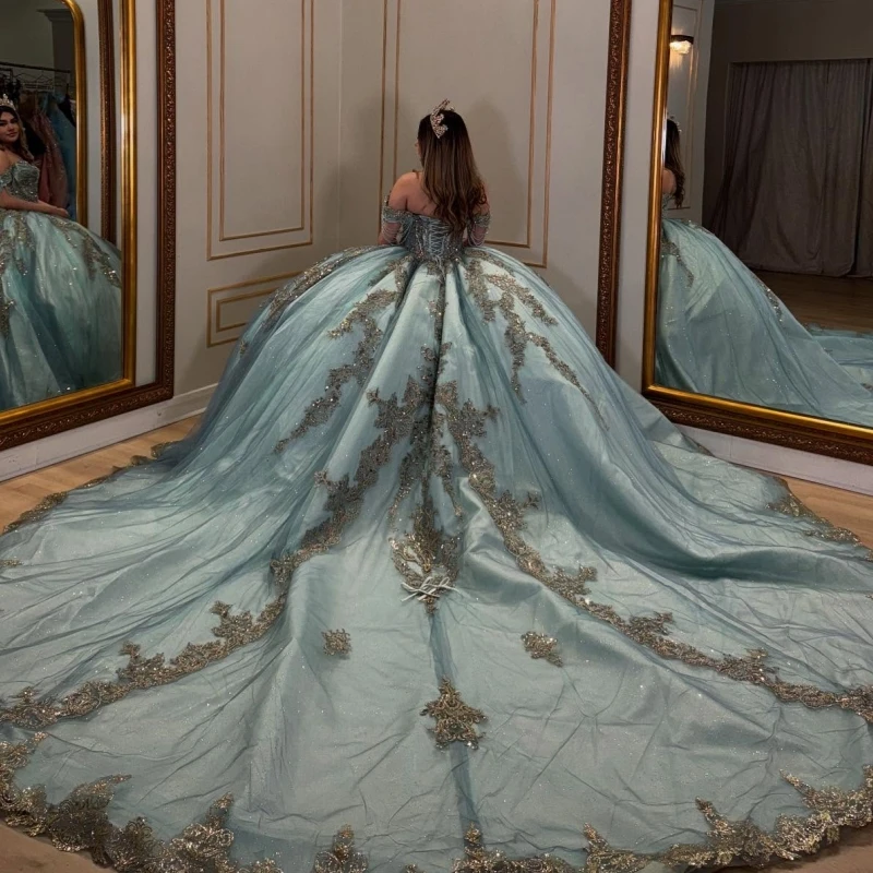 Abiti da principessa Quinceanera blu acqua con spalle scoperte Applique in oro Perline di pizzo Tull Sweet 16 Abito da ballo Abiti 15 De Anos