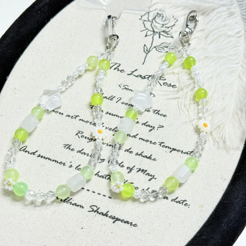 

Natural grape stone, white phantom crystal, star bucket beads, small daisy, handmade beaded phone charm, fashionable versatile