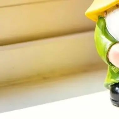 Sunflower Gnome Statues Spring Summer Patio Decor Sunflower Gnome Statue Ornaments Resin Faceless Figurines Pastoral for Indoor