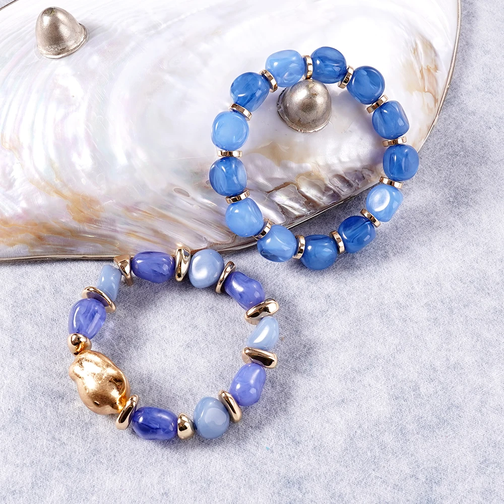 

Handcrafted Multi-Color Crystal Stone-Wrapped Bracelet Multi-Layer Irregular Design Ladies' Fashion Jewelry Accessory