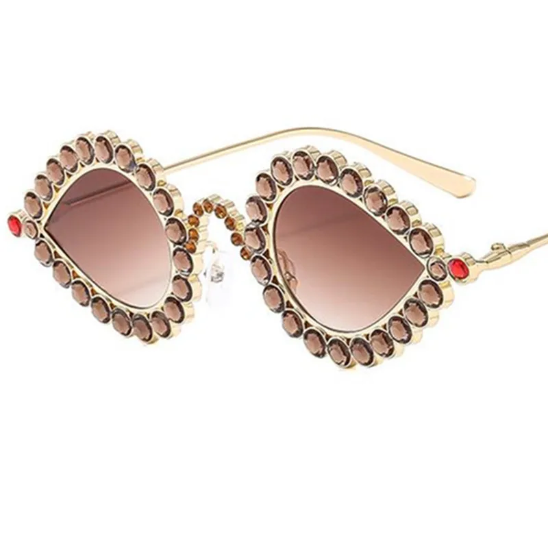 

Women Sun Glasses Briolette Shape Adumbral Anti-UV Spectacles Alloy Eyeglasses Diamond Studded Ornamental Fahsion Sunglasses