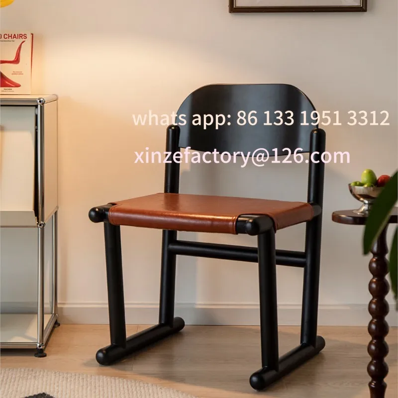 كراسي تناول الطعام المصنوعة من الخشب الصلب العتيق القابلة للتخصيص، تخطيطات صغيرة كلاسيكية، مساند ظهر غير رسمية، طاولات طعام جلدية، كراسي مصممة #2