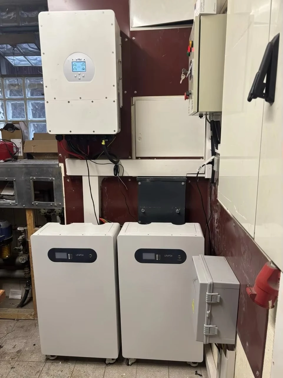 Deye Hybrid Solar Energy System 100kW 100Kva 100 Kva 500kW Commercial Solar Power System Hybrid with Storage Set