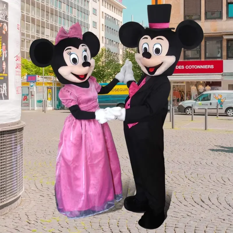 Рисунок 5 - Костюм талисмана Микки и Минни Маус
