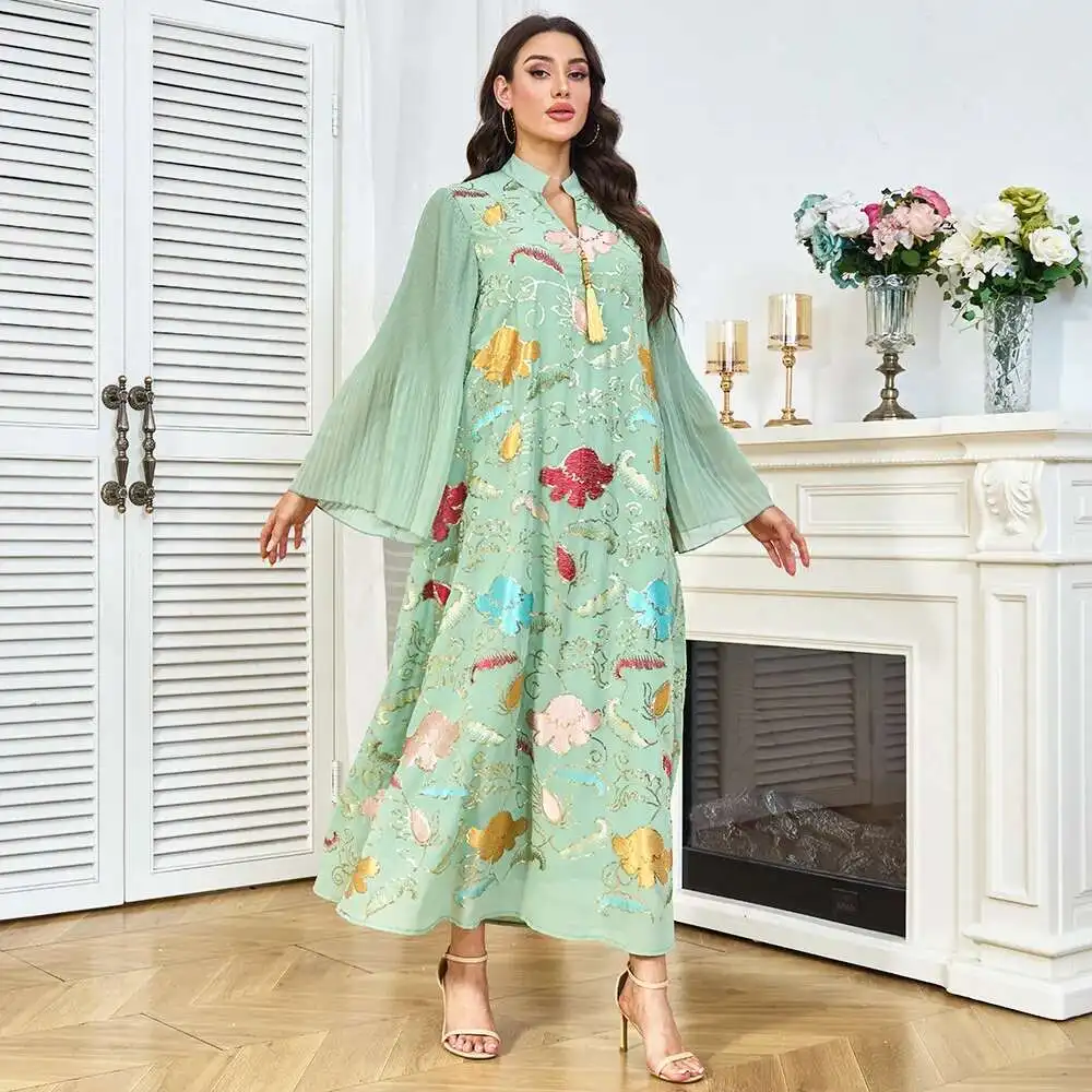 Mode nouvelle broderie paillettes gland décoré Robe Robe musulmane longue Robe plissée à manches longues Robe Islam élégant