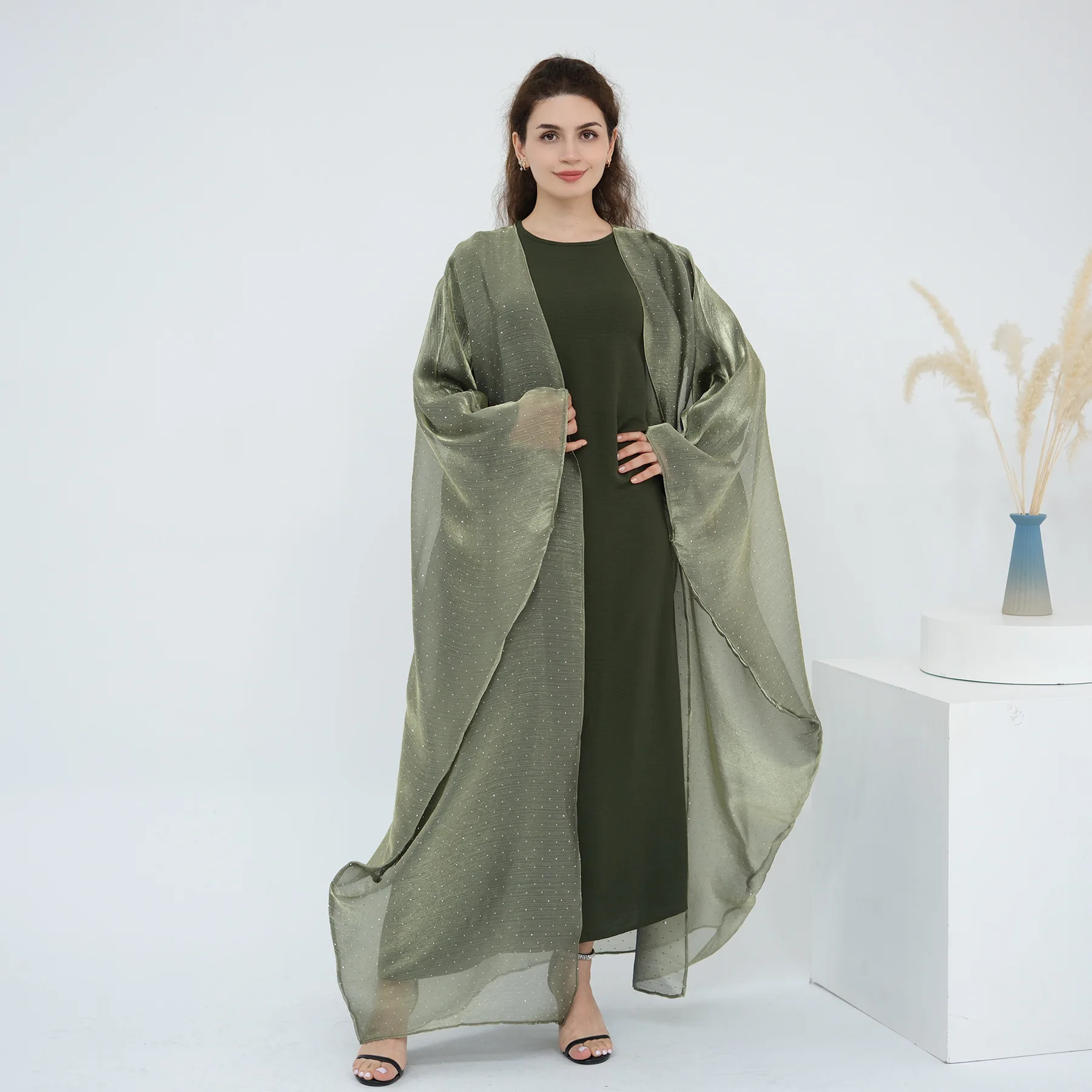 

Fashion Diamonds Abaya for Women Muslim Dress Turkey Kaftan Ramadan Eid Kebaya Caftan Marocain Femme Robe Jalabiya Vestidos Gown