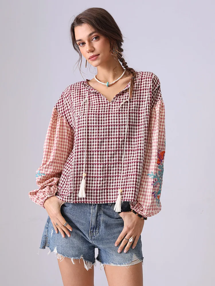 قميص ريترو بأكمام منتفخة ومطرز بالزهور قميص منقوش لربيع وصيف 2025 بأكمام طويلة للعطلات قميص شاطئ غير رسمي