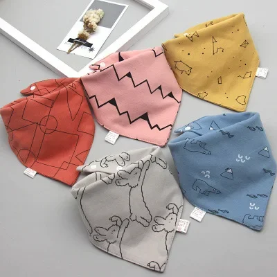 5 Pz/lotto Bambino Bandana Bavaglini Sciarpa Burp Panni Saliva per Neonato Bambino Ragazzi Ragazze Bambini Cartoon Triangolo Bavaglino di Cotone