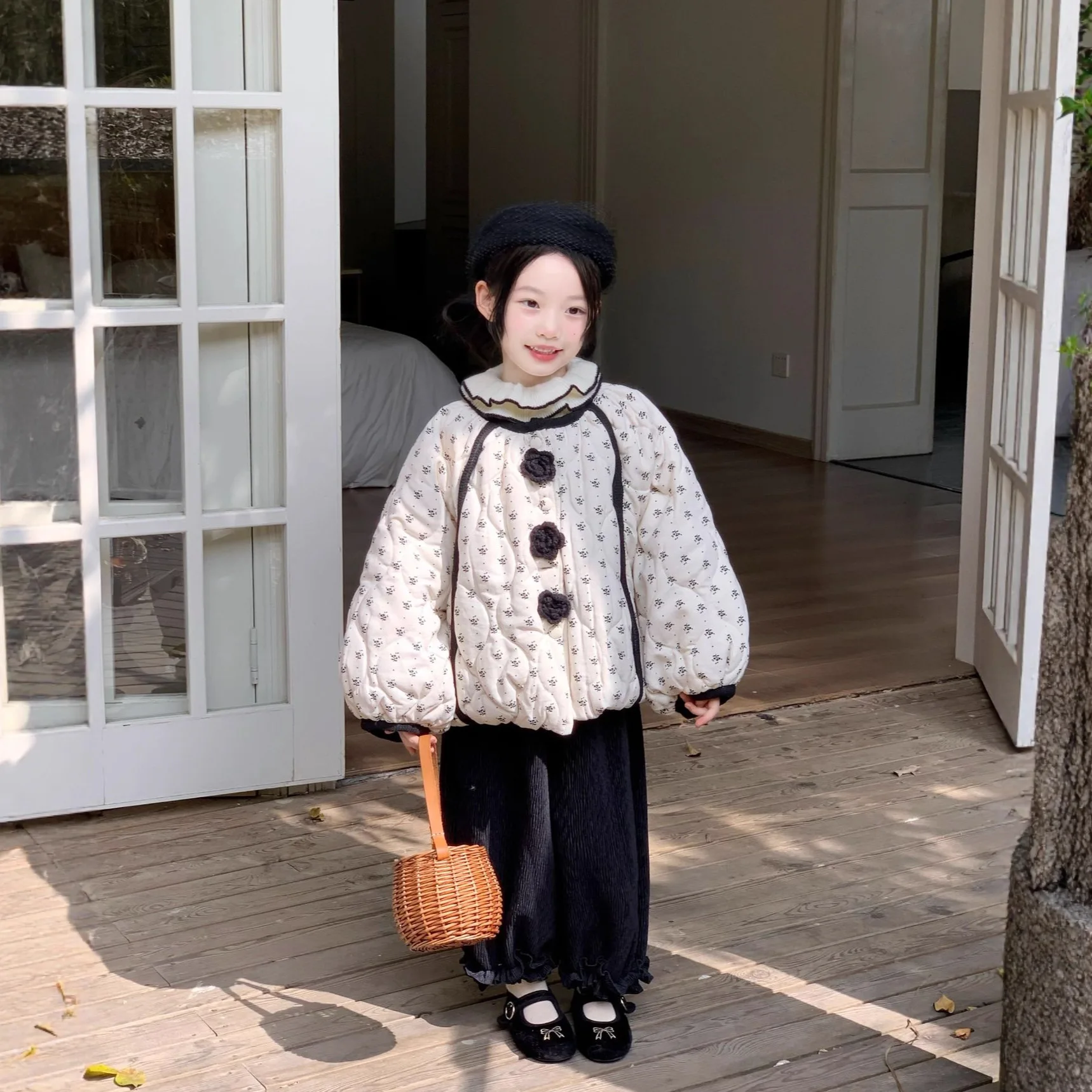 Baby Girl's Korean Floral Cotton Clothing Autumn and Winter 2025 New Children's Style Cotton Bud Coat Plus Velvet Bloomers