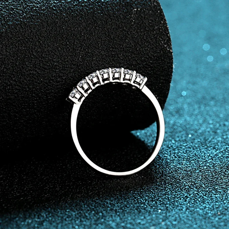 Smyoue 0.28/0.7CTTW D Vvs1 Moissanite Rings for Women 7 Gems Sparkling S925 Sterling Silver Wedding Band Match Diamomd Wholesale