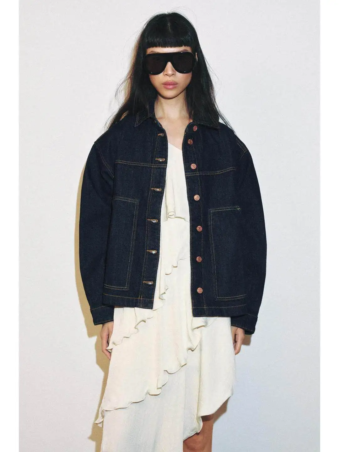 

Casual Loose Long Sleeve Denim Jacket Stand Collar Vintage Fashion Outerwear for Women Polyester Fiber Spring Season