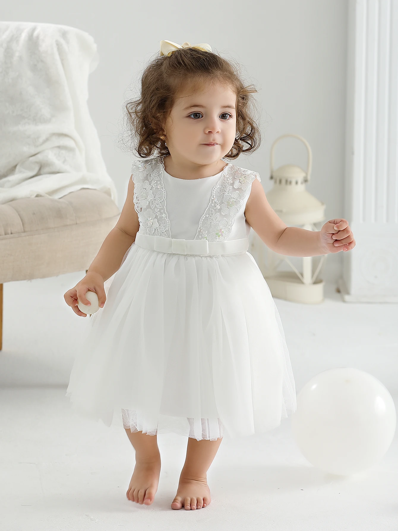 New Arrival Kids Party Wear Frocks Girls Embroidered Simple Design Birthday Party Dress