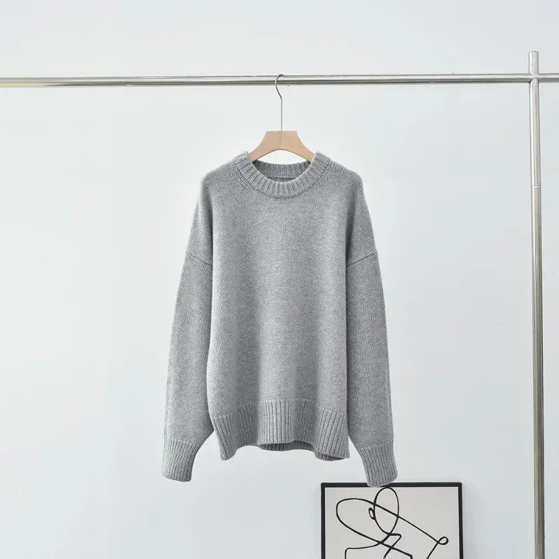 Autumn and Winter Loose Style Warm  Round Neck Cashmere Pullover Thickened Knitted Sweater for Woman