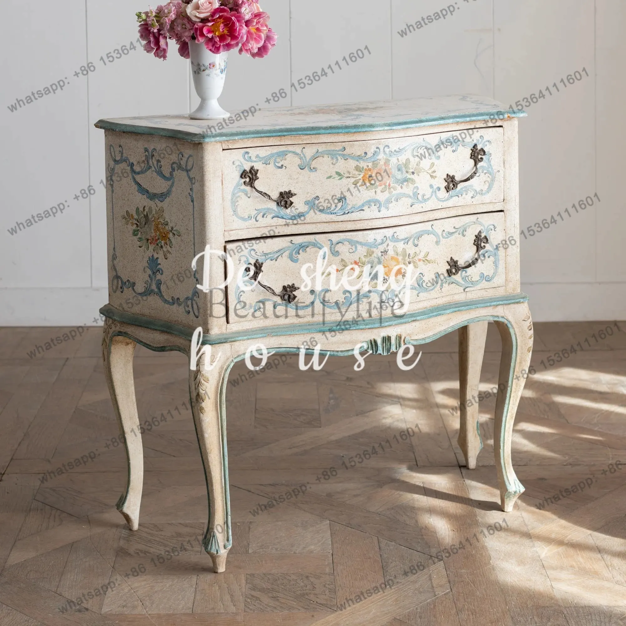French retro old solid wood chest cabinet European hand-painted pattern decorative locker