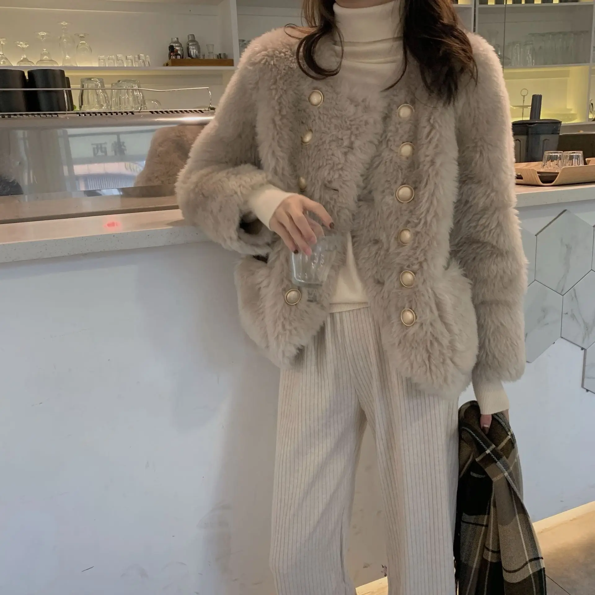 MENINA BONITA 2022 Autumn Winter Tuscany Lamb Fur Warm Coat Fashion Women Luxury Loose Thick Sheep Shearing Wool Coat Streetwear