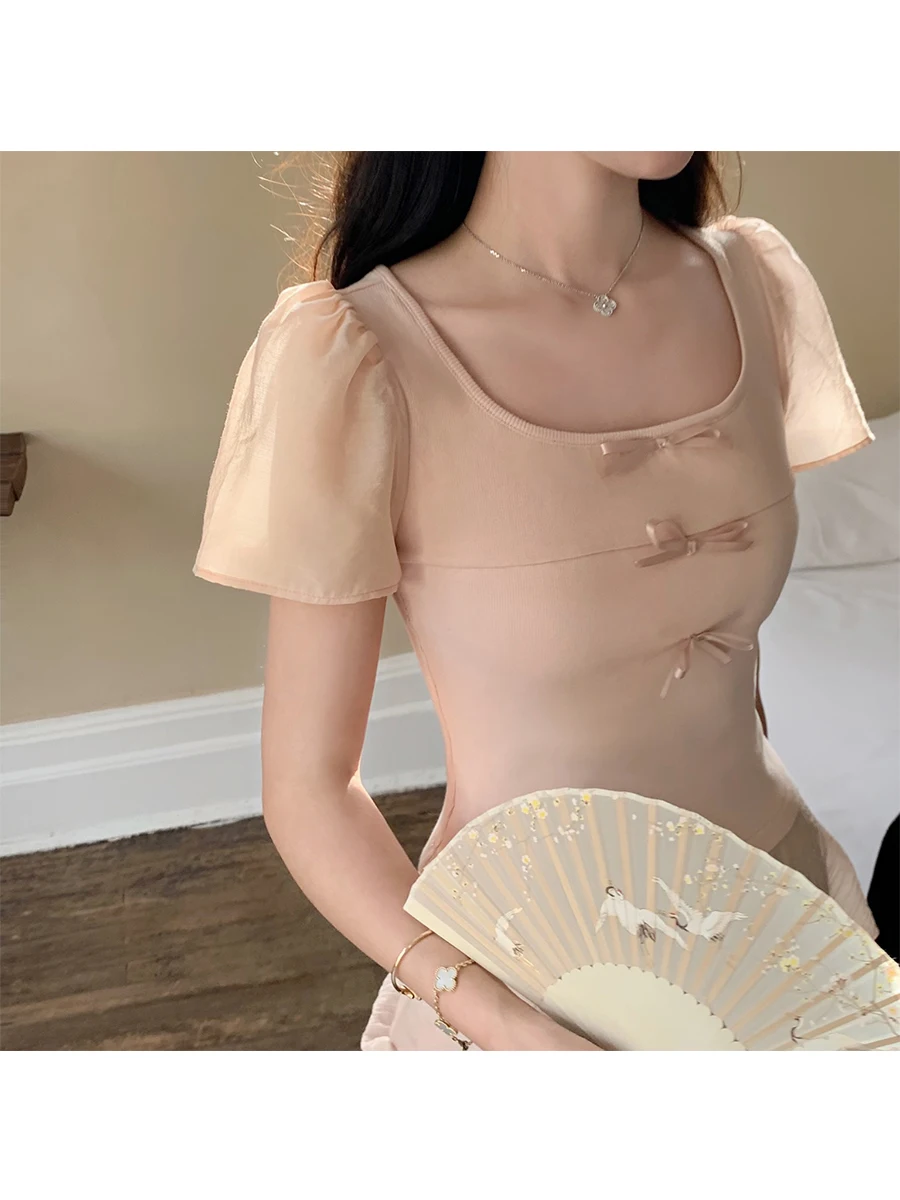 

Комплект из вязаной футболки и юбки Peacola для женщин: модная весенняя коллекция, ограниченное предложение, узор «Световая тень»