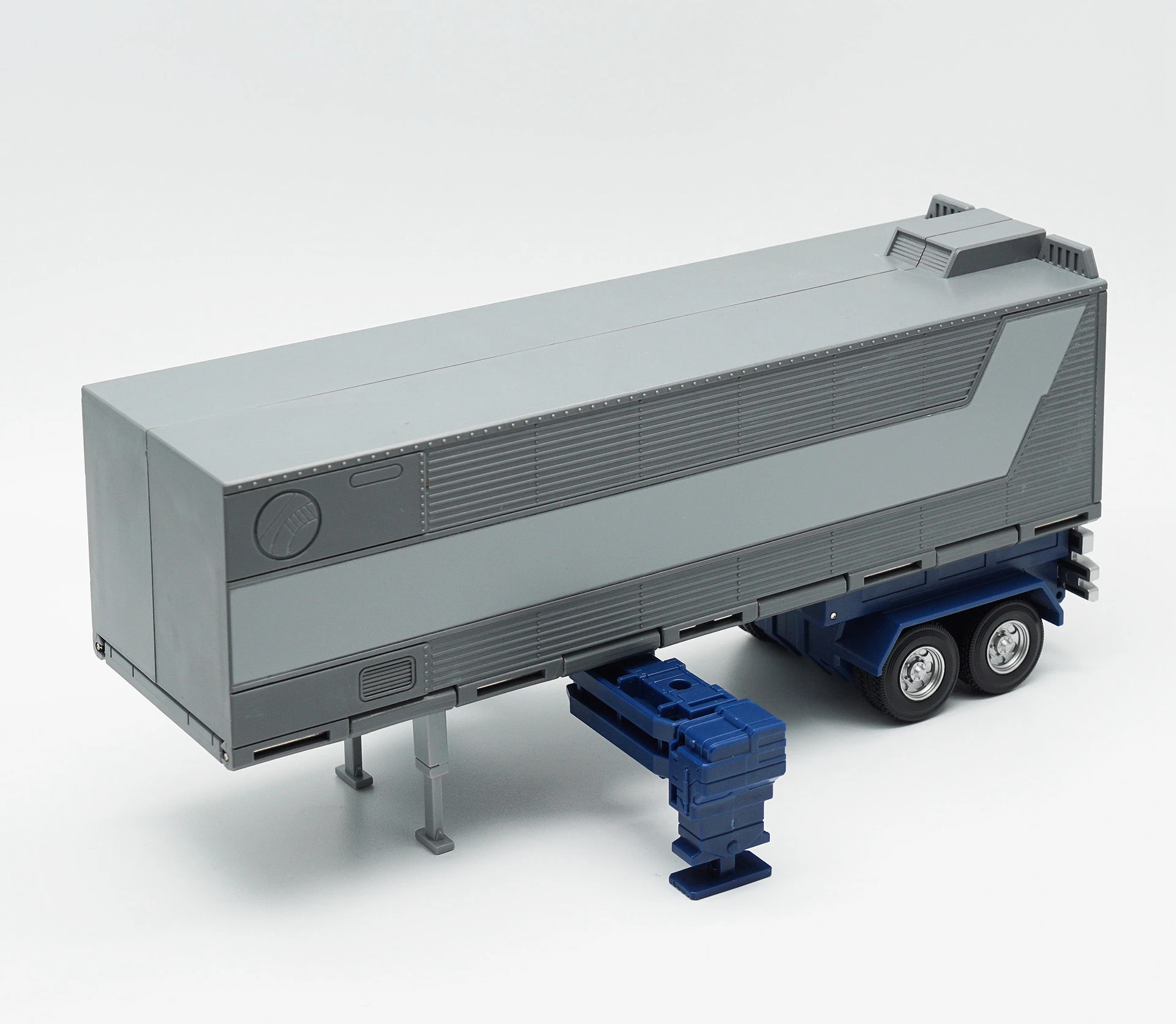 Trasformazione OP Commander con Trailer 8815 KO Versione Film Serie Action Figure Deformabili Giocattoli per Bambini Regalo Modello Robot