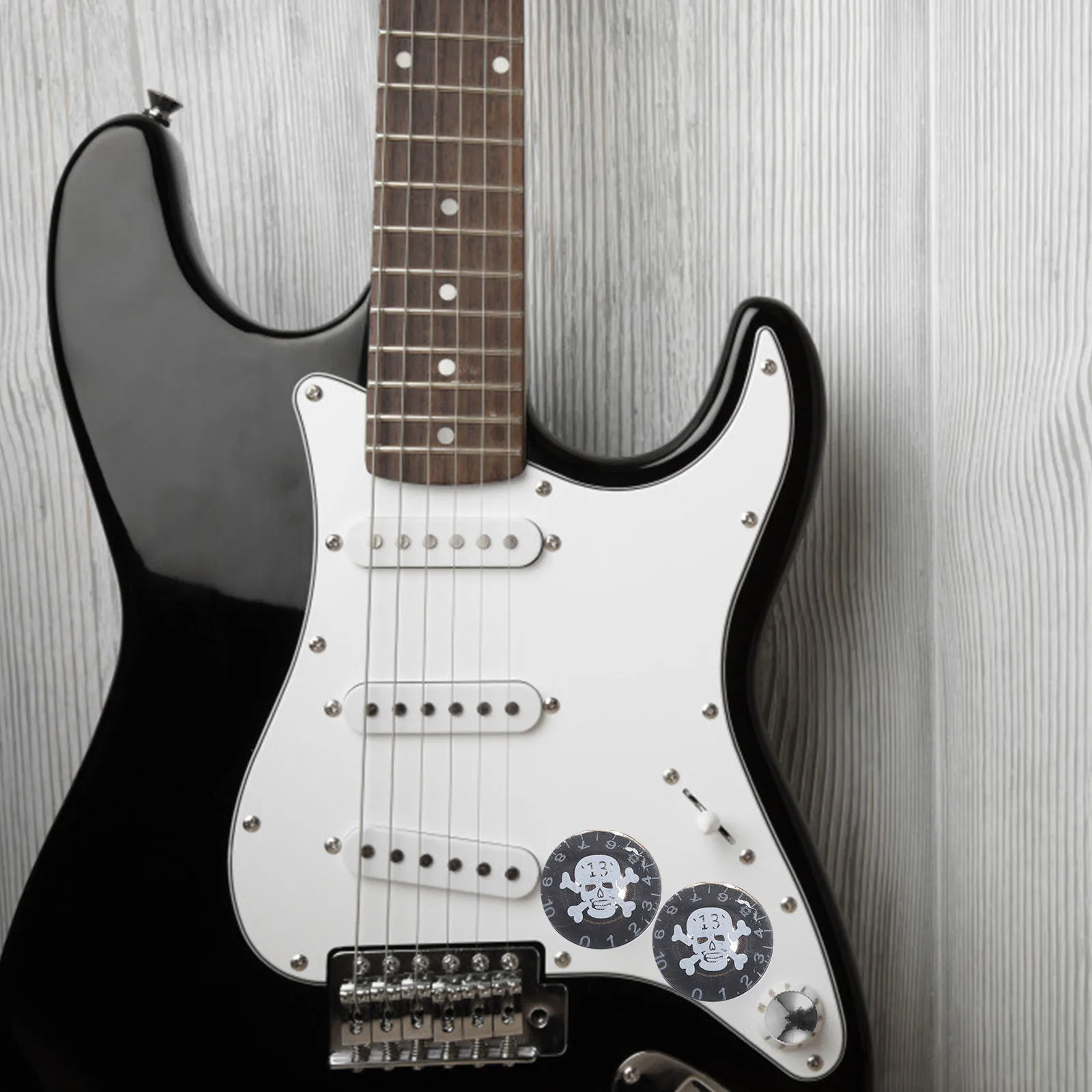 

4 Pcs Skull Knob Professional Volume Bass Replacement Control Knobs Guitar Acrylic Aluminium Small Size