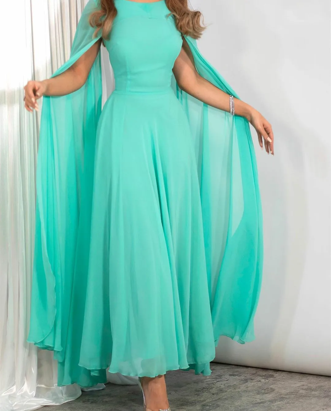 Abito da sera lungo in Chiffon con scollo a o da favola con mantello a-line abito da ballo alla caviglia Robe de soirée per le donne