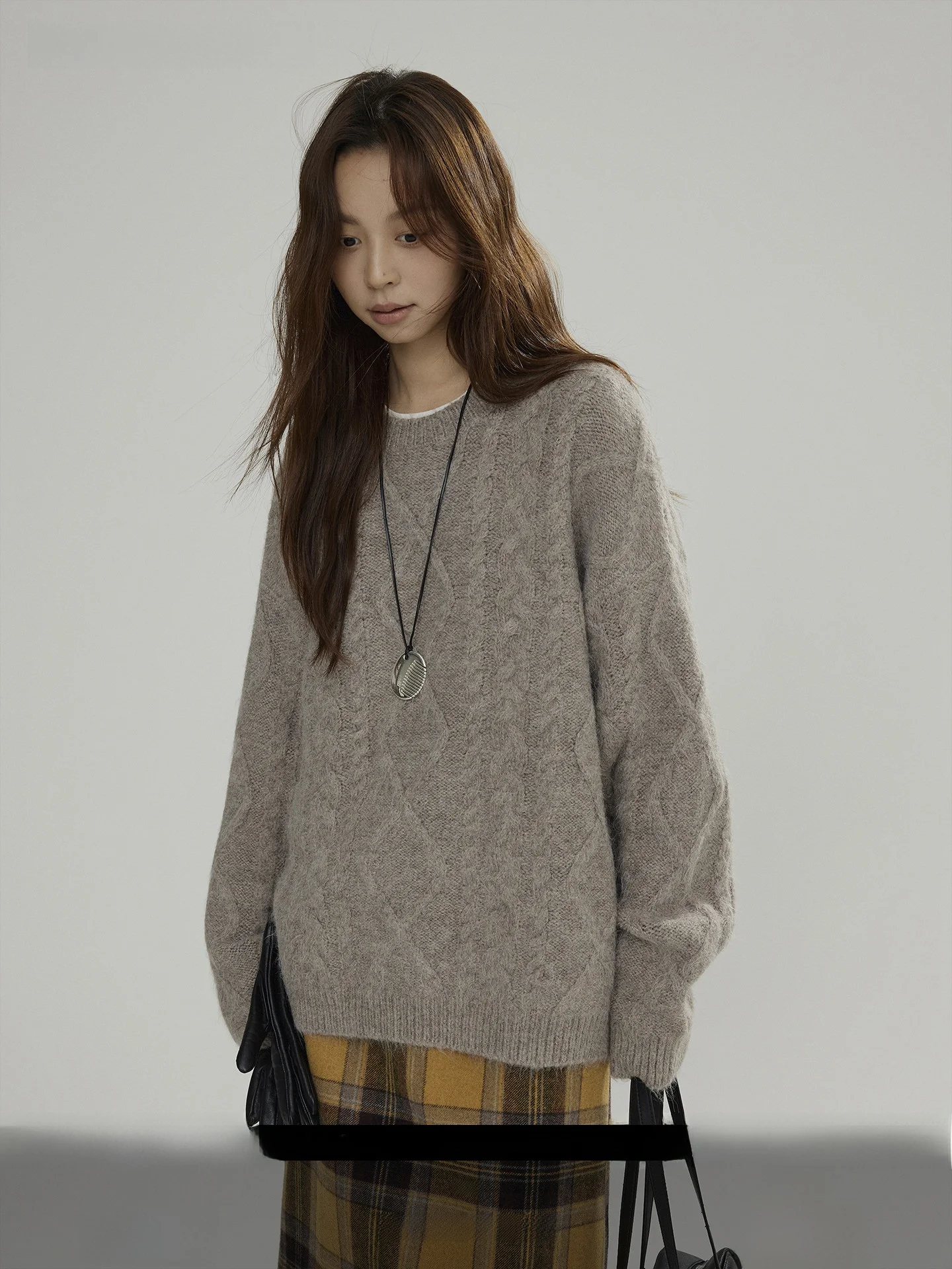 

Женский свободный повседневный вязаный свитер Joli с круглым вырезом, длинный рукав, осенне-зимний, новый дизайн с переплетением, полиэстер, акрил...