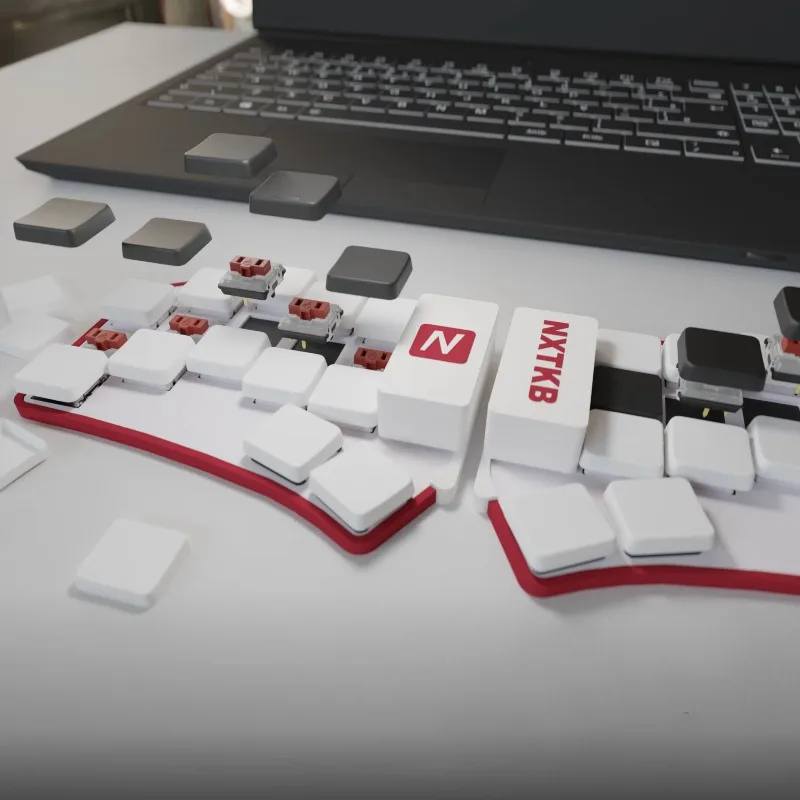 

34-клавишная клавиатура Custom Shell, разделенная эргономичная конструкция, функция с возможностью горячей замены, программируемая подключение нескольких устройств, Bluetooth Type-C