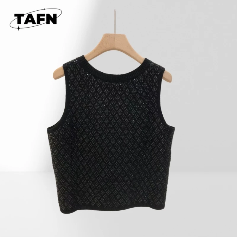 Izolowana damska kamizelka kurtka na zimę i aktywności na świeżym powietrzu Praktyczna i stylowa kamizelka kurtka na zimowe przygody AG3031