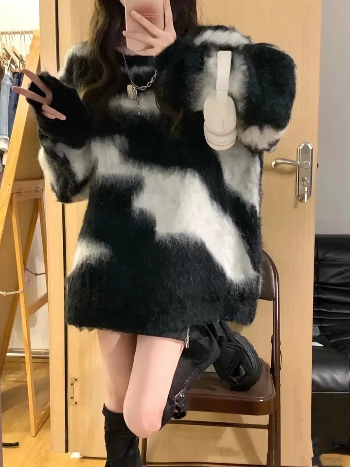 

Black White Striped Thickened Soft Fuzzy Sweater Outerwear 2026 Autumn Winter Women's Design Sense Korean Retro Knitted Top