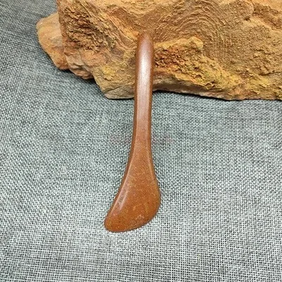 

Red Bianstone dialing tendon stick facial acupuncture pen eye massage rolling tendon horn scraping stick free shipping