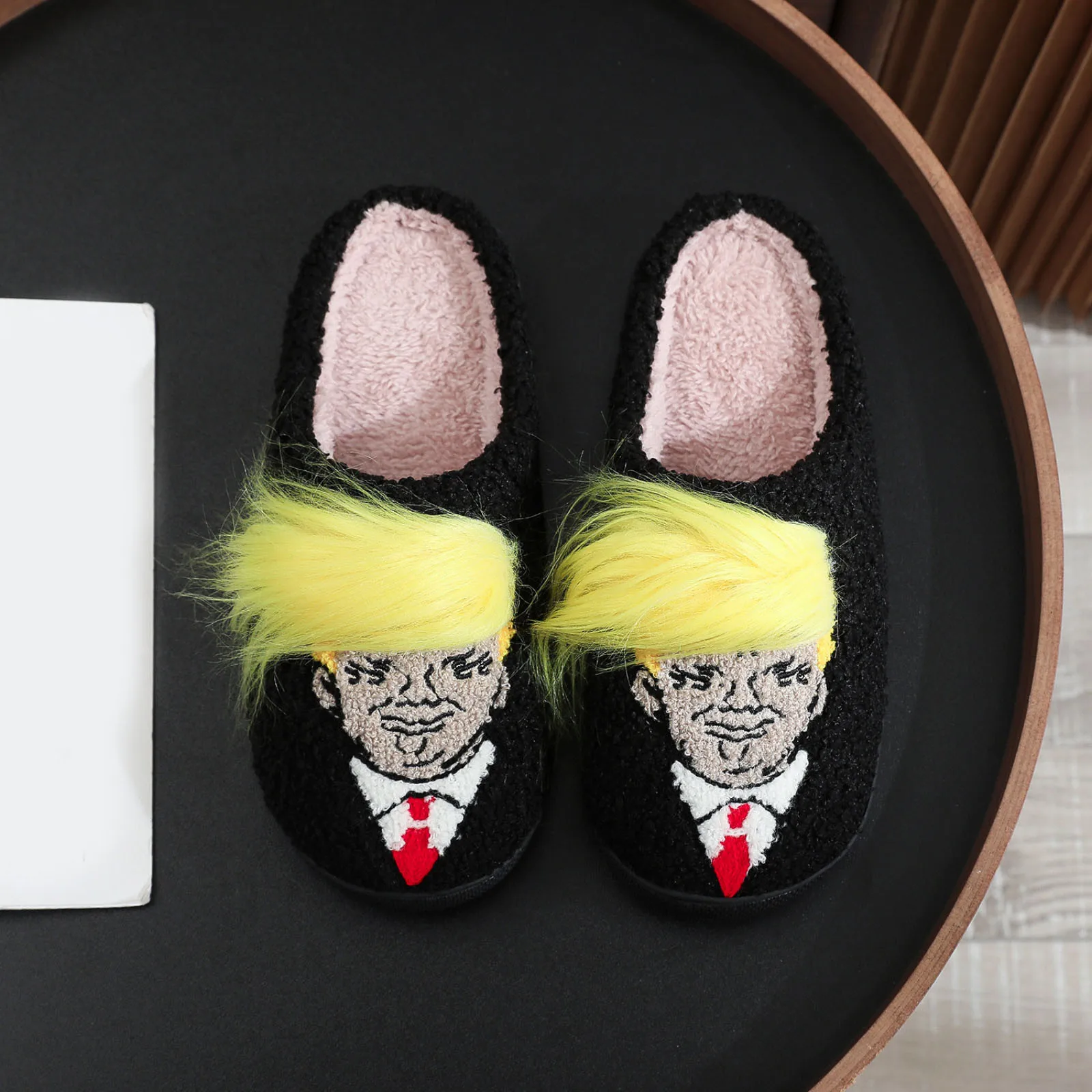

Women's New Creative Party Cotton Slippers Men and Women Winter Warm Leisure Personality Yellow Hair Weird Fluffy Slippers
