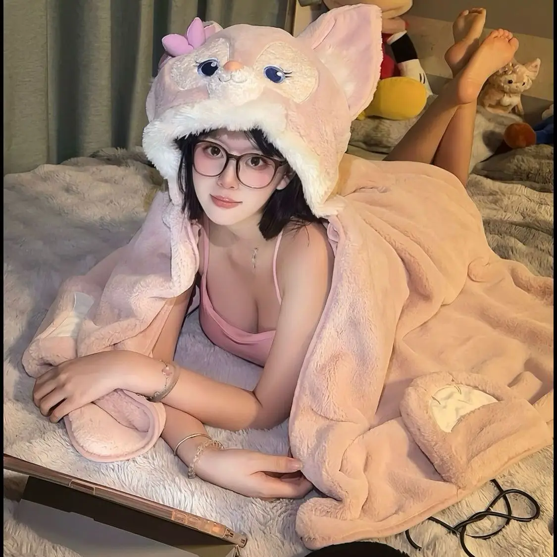 

Одеяло с капюшоном Disney Lina Bell, 2022, утолщенный плащ с рисунком аниме, фланелевое одеяло для сна, теплое одеяло со стежком, подарки для девочек