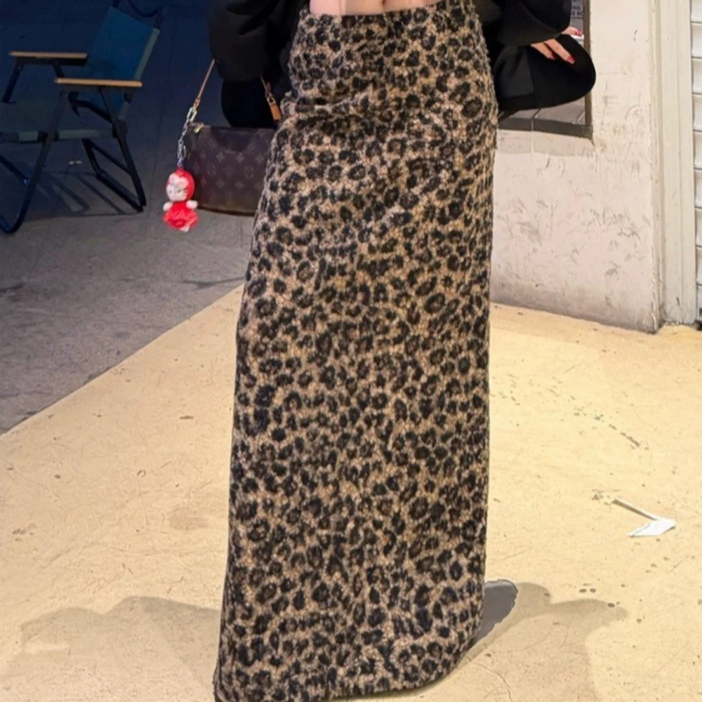 TWOTWINSTYLE Leopard Spliced Slit Basics Skirt Female High Waist Loose American Retro Women's Long Skirts Autumn Style Fashion