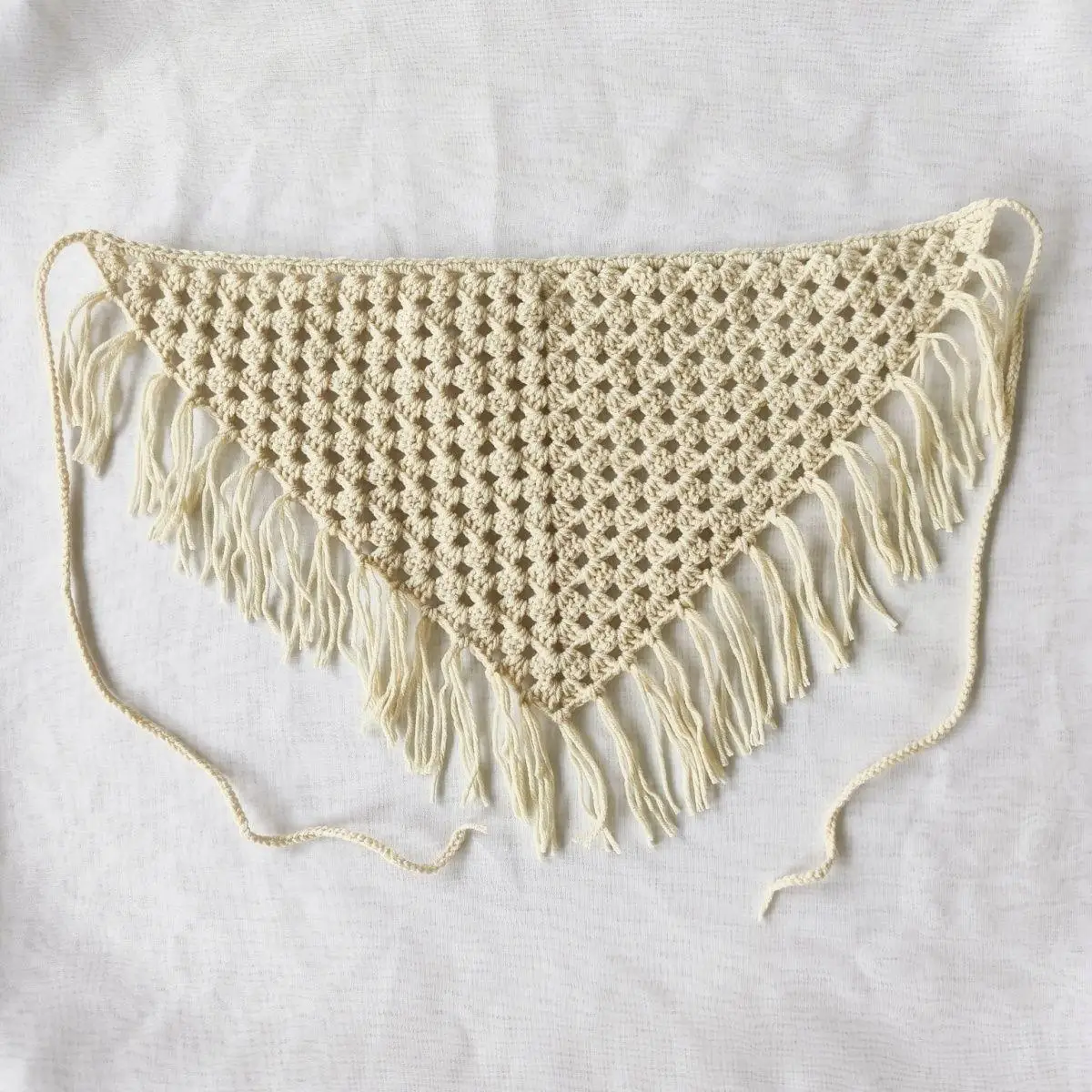 New triangular waistband with hollowed out straps for spicy girls, fashionable pairing with scarves and waist scarves