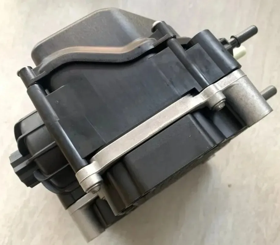 Urea pump for J08E P11C E13C truck S17H0-E0042 S17H0-E0044 044404228L S17H0E0044 S17H0E0042 Original