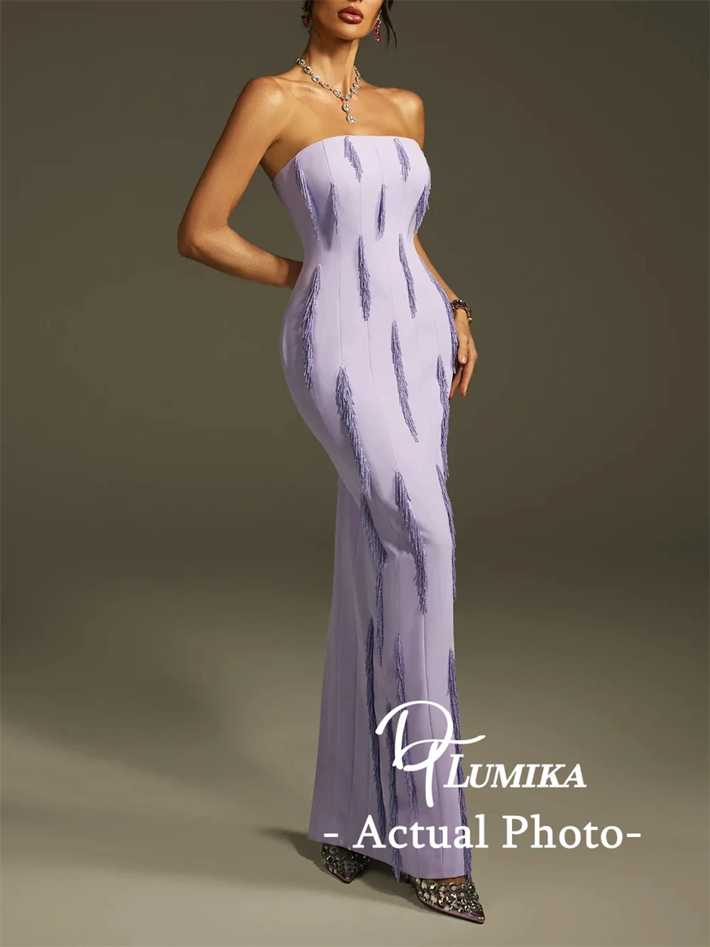 DTLumika – Lilafarbenes Maxikleid mit Perlenquasten für Damen, Etuikleid, langes Partykleid, trägerlos, Abschlussball, Abend, Abendessen