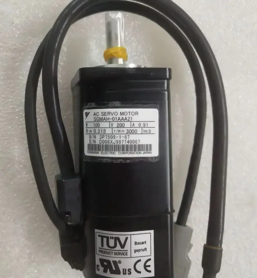 

SGMAH-01AAA21 Brand New Servo Motor Original Genuine，Fast shipping，SGMAH 01AAA21