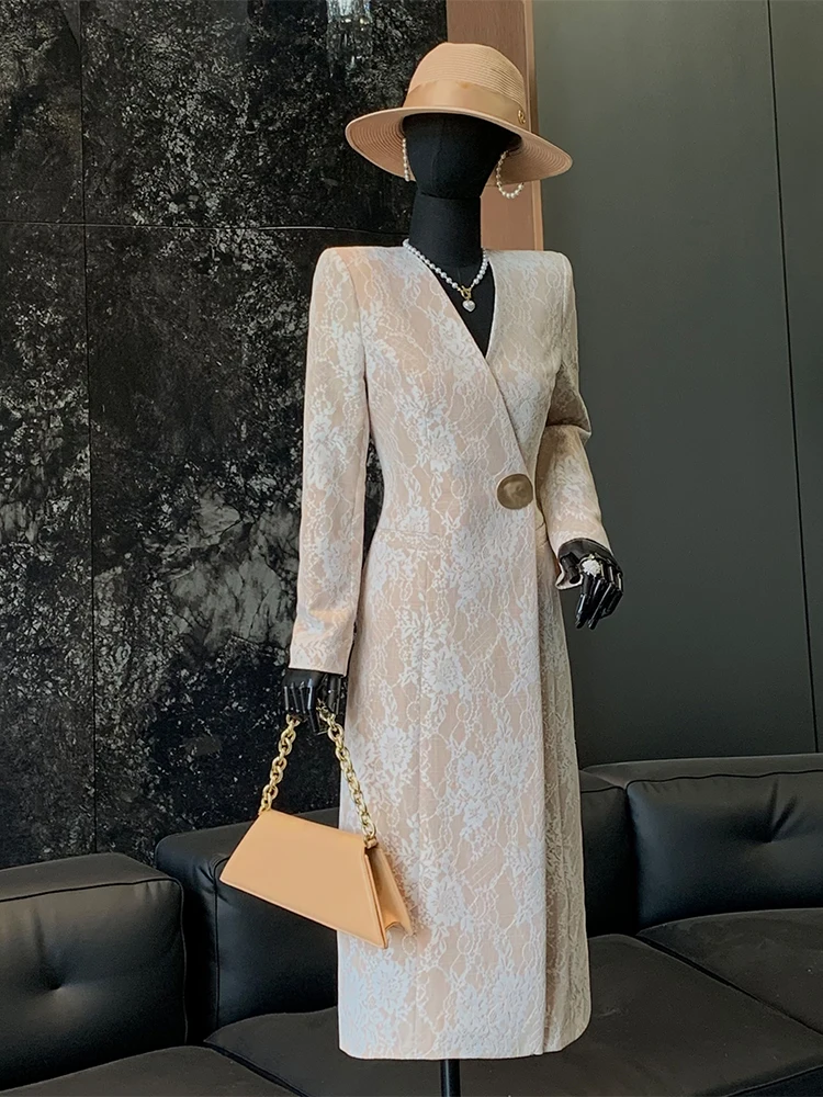 

Pinno 2025 Korean Sle Luxury Lightweight oulder V-ne Heavy Embroidery Lace Cosite Spring Autumn New Large Coat